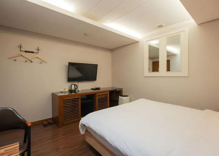 Motel New Day Gangnam