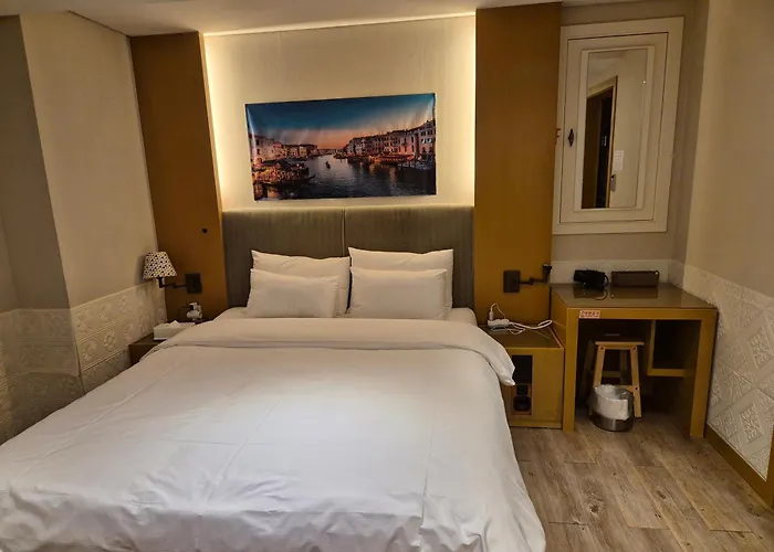 New Day Gangnam Motel Seúl